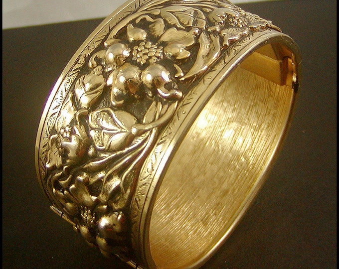 Vintage Bangle Bracelet Gold Tone Repousse Florals Etsy