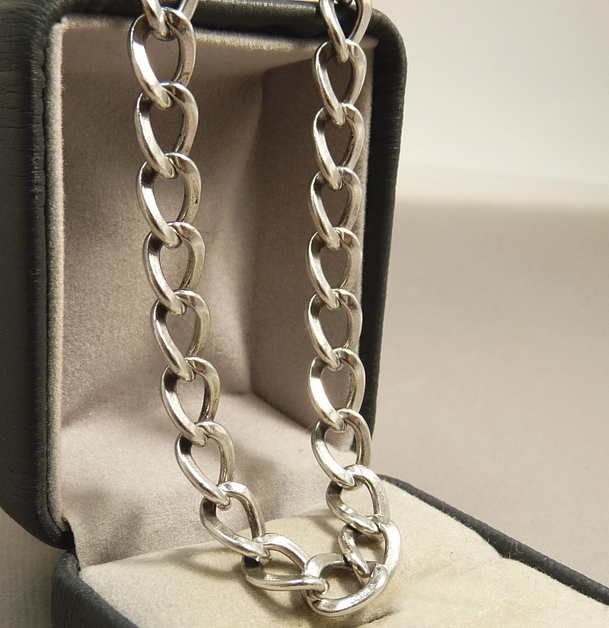 Vintage Chanel Bracelet Curb Link Sterling Silver – EYECATCHERSLUXE