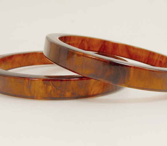 Pair Root Beer Bakelite Bangle Bracelets Vintage … - image 8
