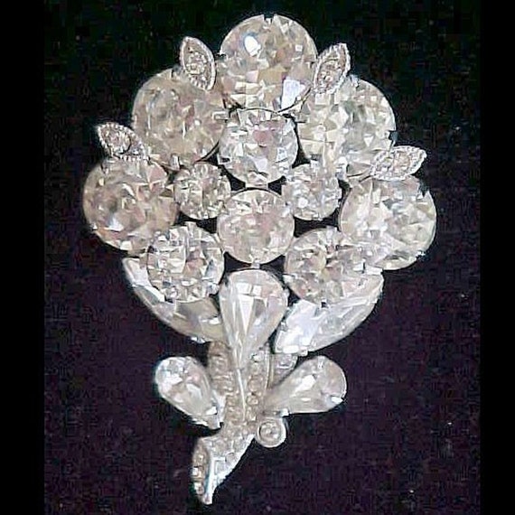 Large Flower Crystal Brooch In Silver With Rhinestone Crystal & Pin Lock -  Luxury Wedding Invitations, Handmade Invitations & Wedding Favors