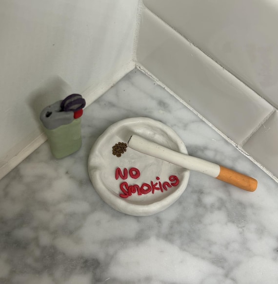 cigarette dish Polymer clay cigarettes for vintage ash tray displays 🖤 : r/somethingimade