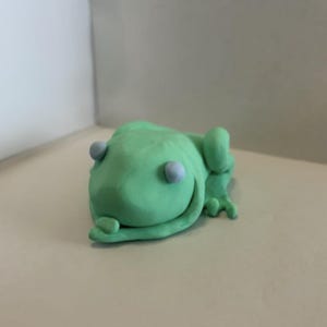 Large Clay Tree Frog