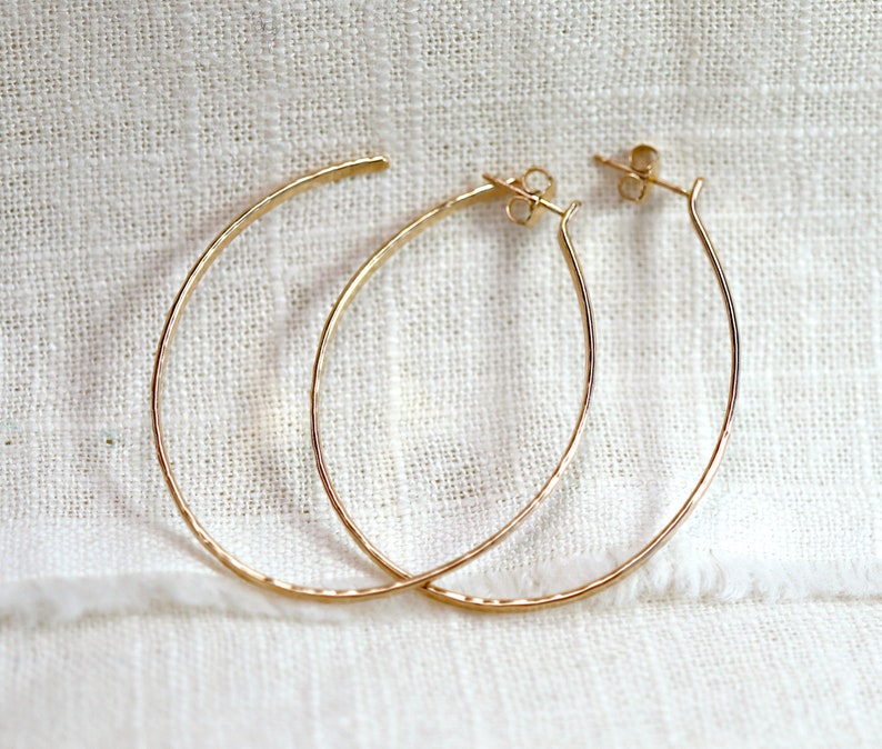 2 Inch Gold Hoop Earrings, Hammered Gold Hoops, Gold Filled Hoop Earrings, Large Hoop Earrings, Jewelry Gift for Her, Gift for Best Friend afbeelding 4