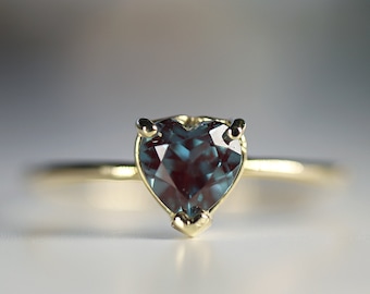 Alexandrite Engagement Ring, Heart Cut Alexandrite Ring 14k Gold, Alexandrite Promise Ring, June Birthstone Ring, Anniversary Ring
