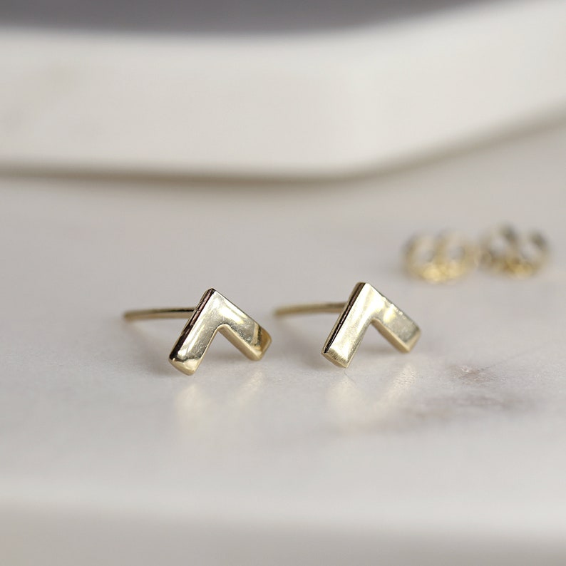 14k Solid Gold Earrings Stud Chevron, Handmade Minimalist Earrings, Jewelry Gift for Her, Geometric Modern Triangle Stud Earrings image 5