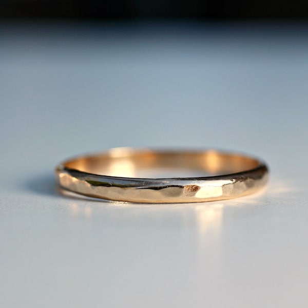 Gold Wedding Band, 14k Solid Gold Plain Wedding Band, Hammered Wedding Band, Dainty Gold Wedding Ring, Dainty Gold Ring Hammered