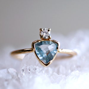 Diamond Aquamarine Ring 14k Solid Gold, Trillion Cut Aquamarine Cluster Ring, March Birthstone Ring, Aquamarine Engagement Ring