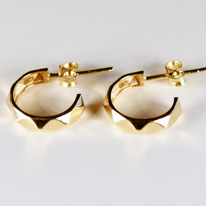 Geometric Textured Gold Huggies 14k Solid Gold, Mini Gold Open Hoops Huggies, 12mm Open Thick Hoops Earrings, Mini Huggie Earrings image 9