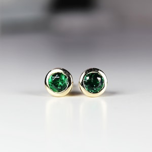 Emerald Earrings 14k Gold, Solid Gold Emerald Stud Earrings, Green Emerald Minimalist Earrings, May Birthstone Jewelry, Gemstone Earrings