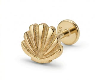 Mini Seashell Stud Earrings 14k Gold, Flat Back Earrings, Internally Threaded Studs, Cartilage Tragus Piercing Jewelry, Summer Beach Jewelry