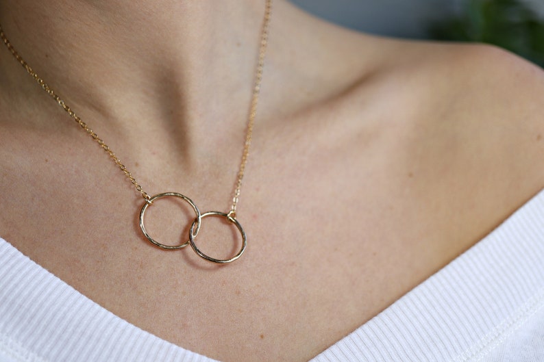 Interlocking Circle Necklace Sterling Silver or Gold Filled, Sister Necklace, Best Friend Necklace, Sister Gift, Soul Sister Gold filled