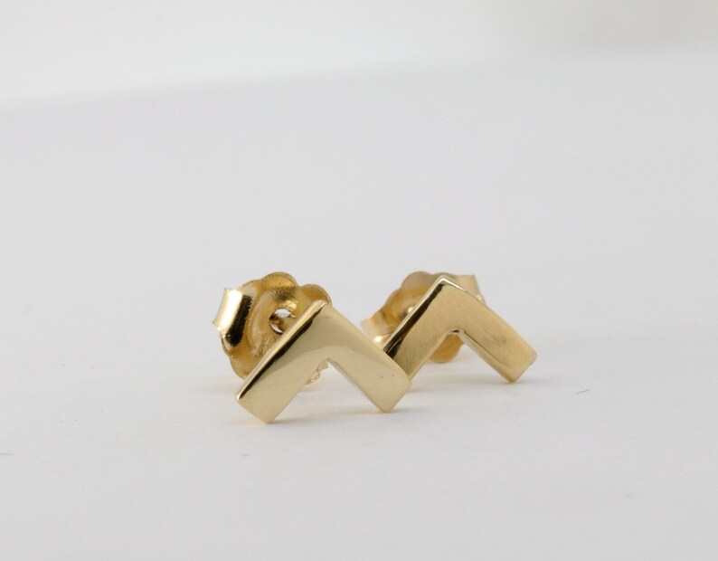 14k Solid Gold Earrings Stud Chevron, Handmade Minimalist Earrings, Jewelry Gift for Her, Geometric Modern Triangle Stud Earrings image 10