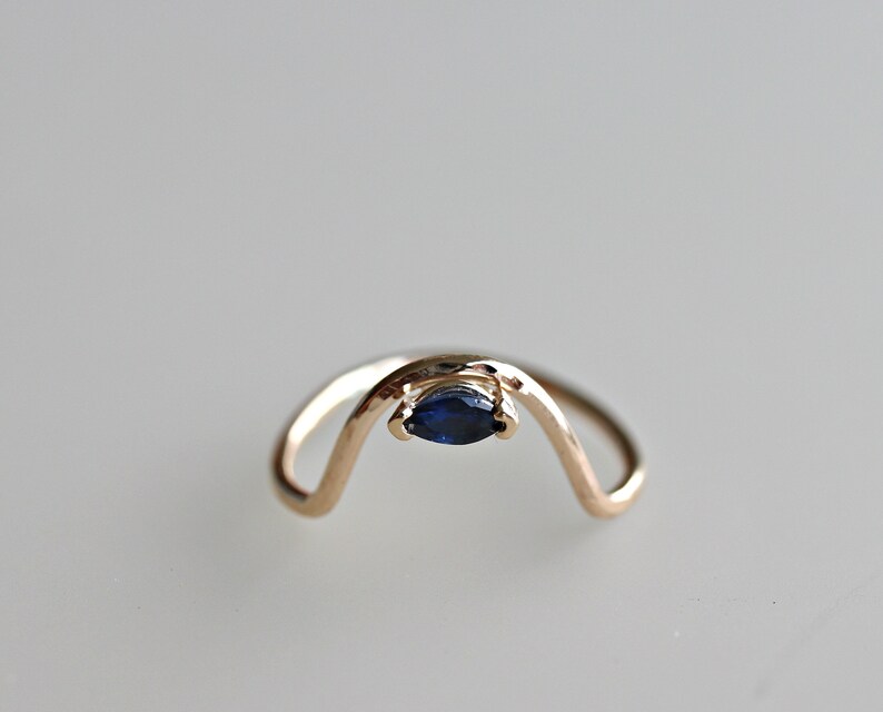 Marquise Sapphire Ring 14k Solid Gold, Curved Ring Gemstone, Sapphire Stacking Ring, September Birthstone, 45th anniversary Gift for Wife immagine 8
