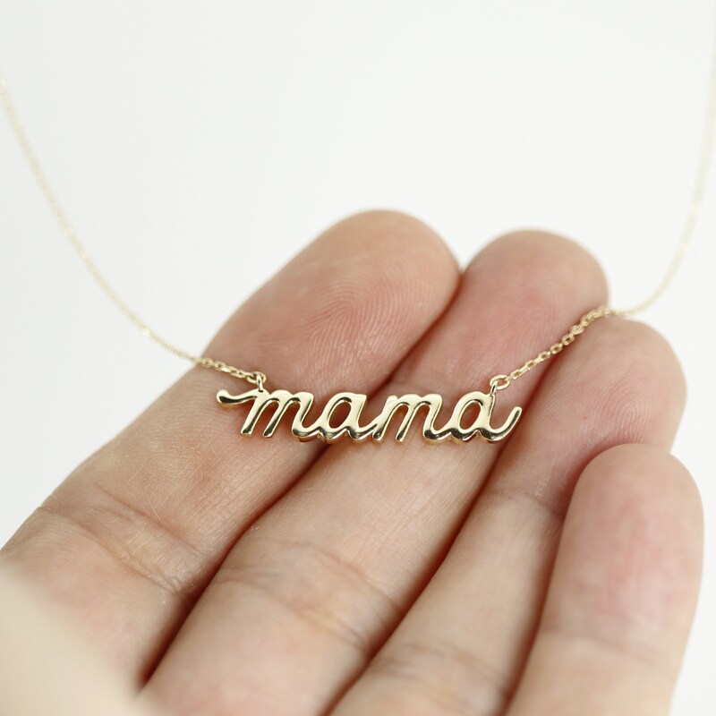 Mama Necklace