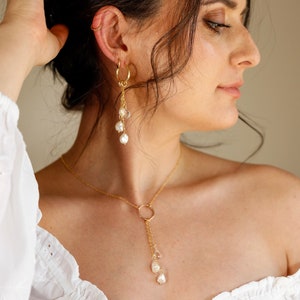  Alzerina Handmade Lariat Necklace with Light Topaz