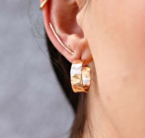 Essential V Hoop Earrings S00 - Fashion Jewelry