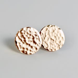 Hammered Gold Disc Stud Earrings, 1/2&quot; Hammered Disc Stud Earrings, Gold Filled Minimalist Earrings, Simple Gold Earrings, Gift For Her