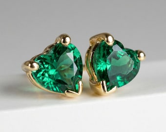 Heart Emerald Earrings 14k Solid Gold, Heart Emerald Stud Earrings, Heart Shaped Green Gemstone Earrings May Birthstone Jewelry Gift for Mom