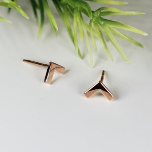 14k Solid Gold Earrings Stud Chevron, Handmade Minimalist Earrings, Jewelry Gift for Her, Geometric Modern Triangle Stud Earrings image 4