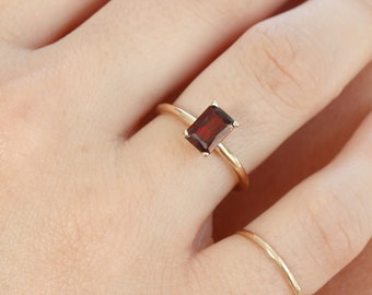 Garnet Ring 14k Gold, Emerald Cut Garnet Ring, Minimalist Garnet Engagement Ring, January Birthstone Ring, Anniversary Ring for Her