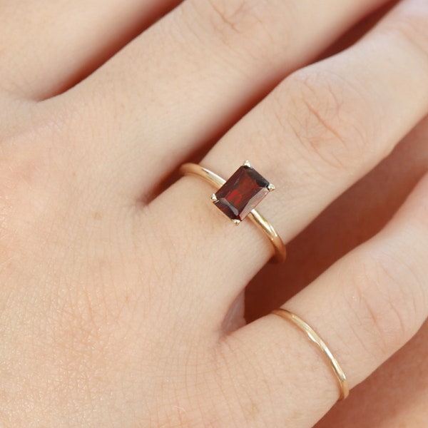 Garnet Ring 14k Gold, Emerald Cut Garnet Ring, Minimalist Garnet Engagement Ring, January Birthstone Ring, Anniversary Ring for Her