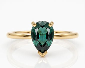 Emerald Ring 14k Gold, Pear Cut Emerald Promise Ring, Minimalist Emerald Engagement Ring,, May Birthstone Jewelry, Handmade Fine Jewelry