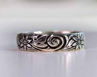 Daisy Ring Sterling Silver, Floral Band Ring, Western Promise Ring, Antiqued Flower Ring, Western Ring Silver Wedding Band, Best Friend Gift