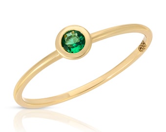 Emerald Ring 14k Solid Gold, Emerald Stacking Ring, Bezel Set Dainty Minimalist Ring, Green Gemstone Ring, May Birthstone Jewelry Gift