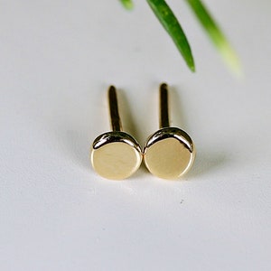14k Solid Gold Stud Earrings, Tiny Stud Earrings, Dainty Gold Earrings, Gold Dot Earrings, Minimalist Solid Gold Earrings, Sister Gift