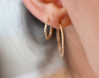 Twisted Wire Hoop Earrings Gold, Small Lightweight Hoops Earrings, Everyday Earrings, Minimalist Twist Hoops, Jewelry Gift for Mom