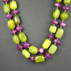 Serpentine and Stone Knotted Necklace image 4