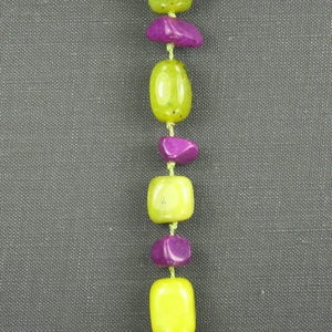 Serpentine and Stone Knotted Necklace image 5