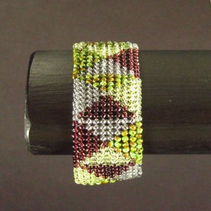 Gold Green Purple Circling Pyramids Herringbone Stitch Seedbead Cuff Bracelet image 7