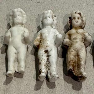 Small 1.5 inch China Dolls, FROZEN CHARLOTTE, Old Porcelain, German Doll Factory, Damaged, Assemblage, 1900s Your Choice Vintage, Antique