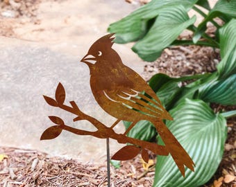 Estaca de metal con diseño de pájaro cardenal para jardín, regalo conmemorativo del cardenal, decoración para el Día de la Madre, decoración primaveral para exteriores, escultura de metal para jardín.