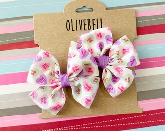 Set conversation hearts  bows pigtail clips