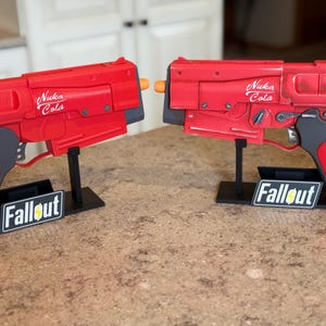 Fallout 4 10mm 1:1 scale replica blaster prop, textured grip - non-functional, display and cosplay only!