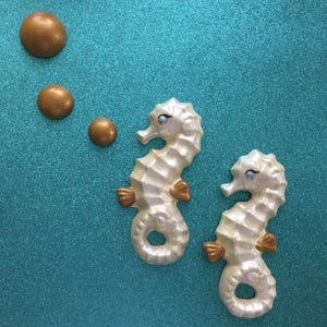 Seahorse Wall Hangings & Bubble Set in Custom Colors image 5