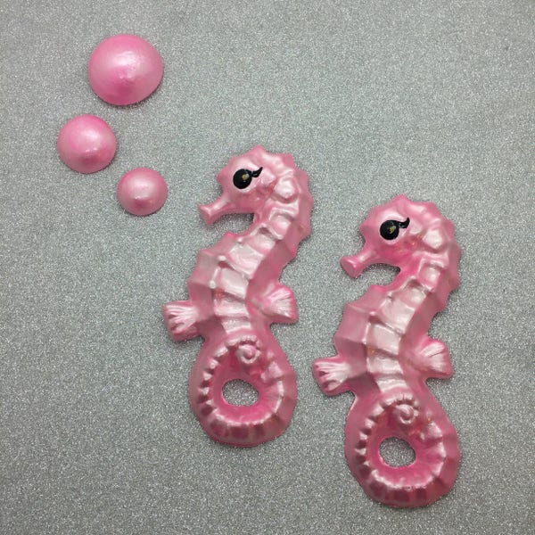 Seahorse Wall Hangings & Bubble Set in Custom Colors