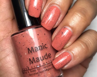 Manic Maude - Indie Nail Polish - 5 Free Polish - One of a Kind Fingernail Polish - New Round Bottles