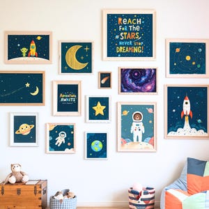 Weltraumposter für Kinder, 14er-Set, druckbare Wandbilder mit Raketen, Astronauten, Planeten und Sonnensystem – ideal für Jungenzimmer, Kinderzimmer, Spielzimmer und Klassenzimmer