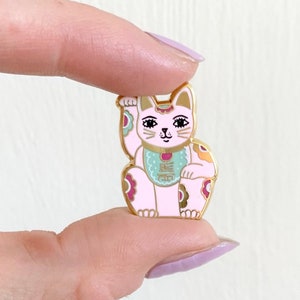 Spilla smaltata Lucky Cat, oro