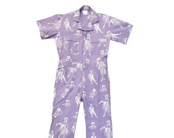 Neu! Lavendel Menschen Overall | Bedruckter Overall | Blaumann | Strampler | Lavendel Jumpsuit