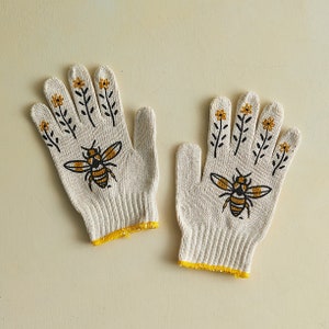 Bee Gardening Gloves image 3