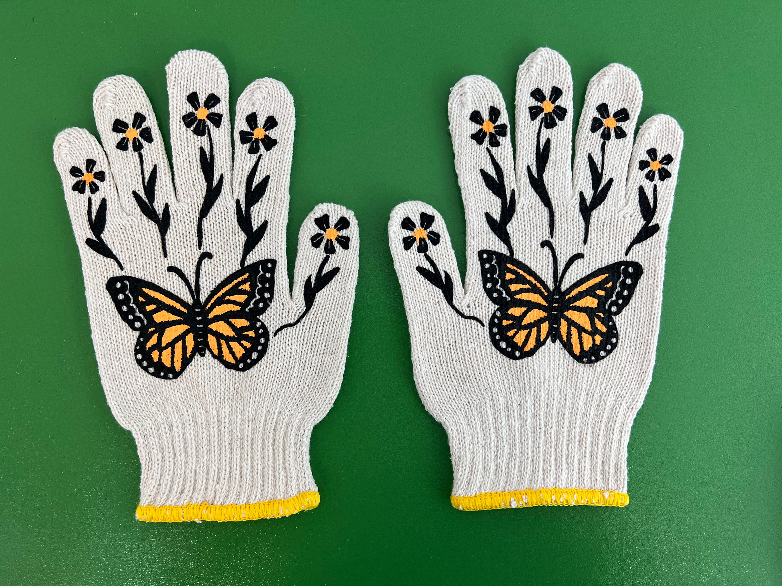 Monarch Butterfly Gardening Gloves: Floral Cotton Blend