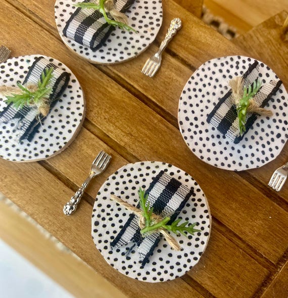 Miniature Placemats and Napkins Ser, 1:12 Scale Dollhouse Decor