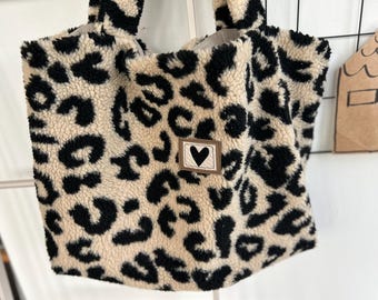 Leofleece bag, bag made of Leofleece, Leoprint bag, Leoprint bag, bag winter, bag animal, teddyfleece bag,Leoprint PomiPomi