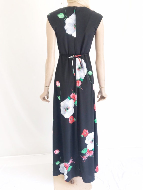 Vintage 70's Printed Maxi Dress. Women's Small - image 6