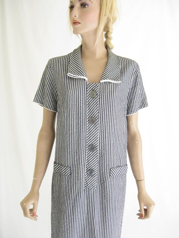 Vintage 40's Striped Seer Sucker Day Dress. Size L