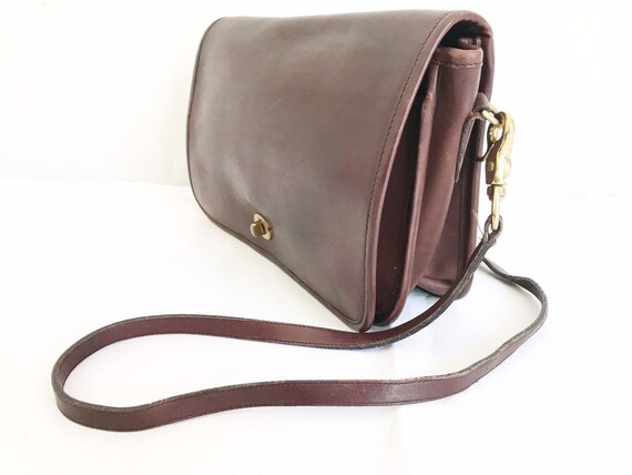 Vintage 80’s COACH Brown Leather Purse